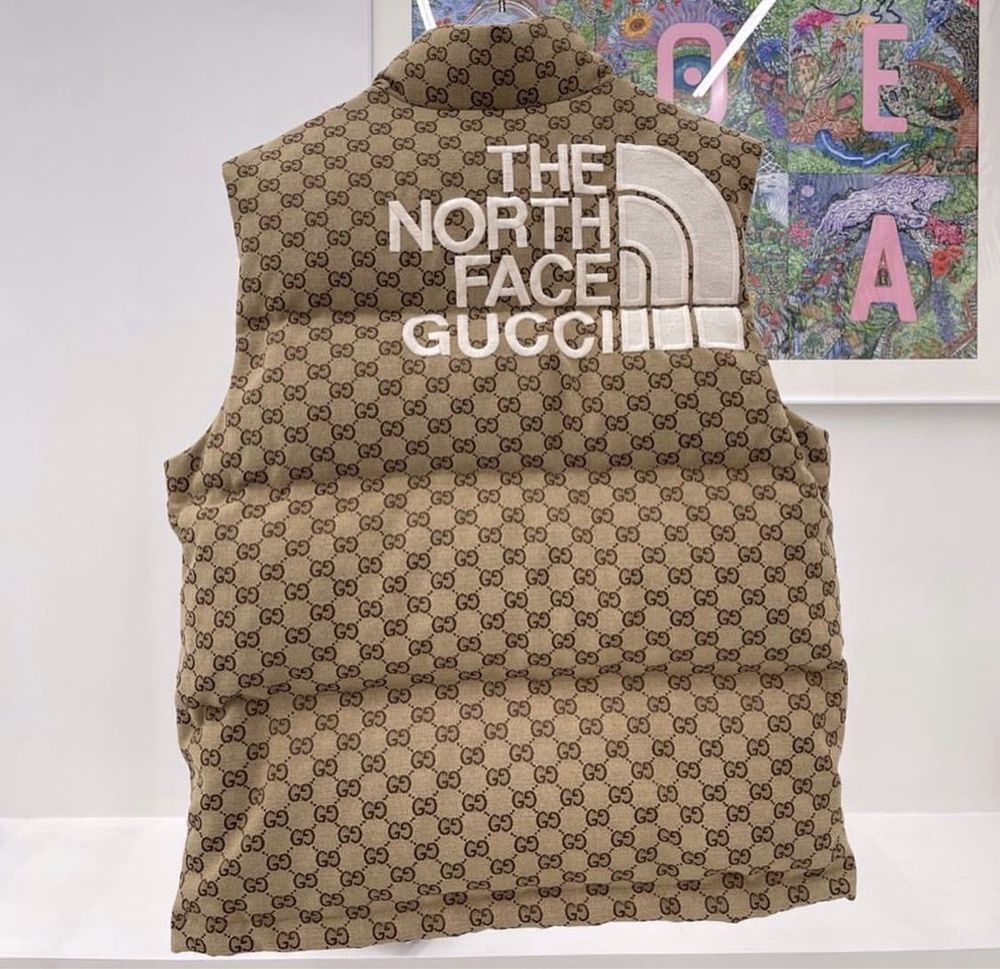 Продается уникальный жилет Gucci & The North Face !