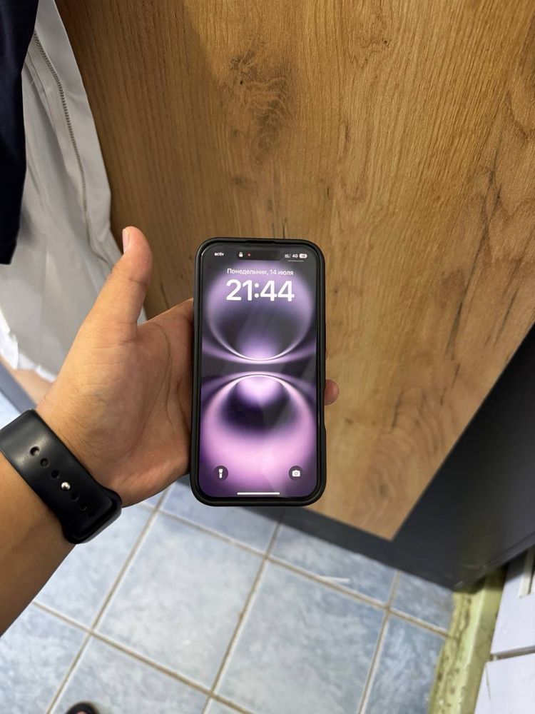 Iphone 16 100 емкость