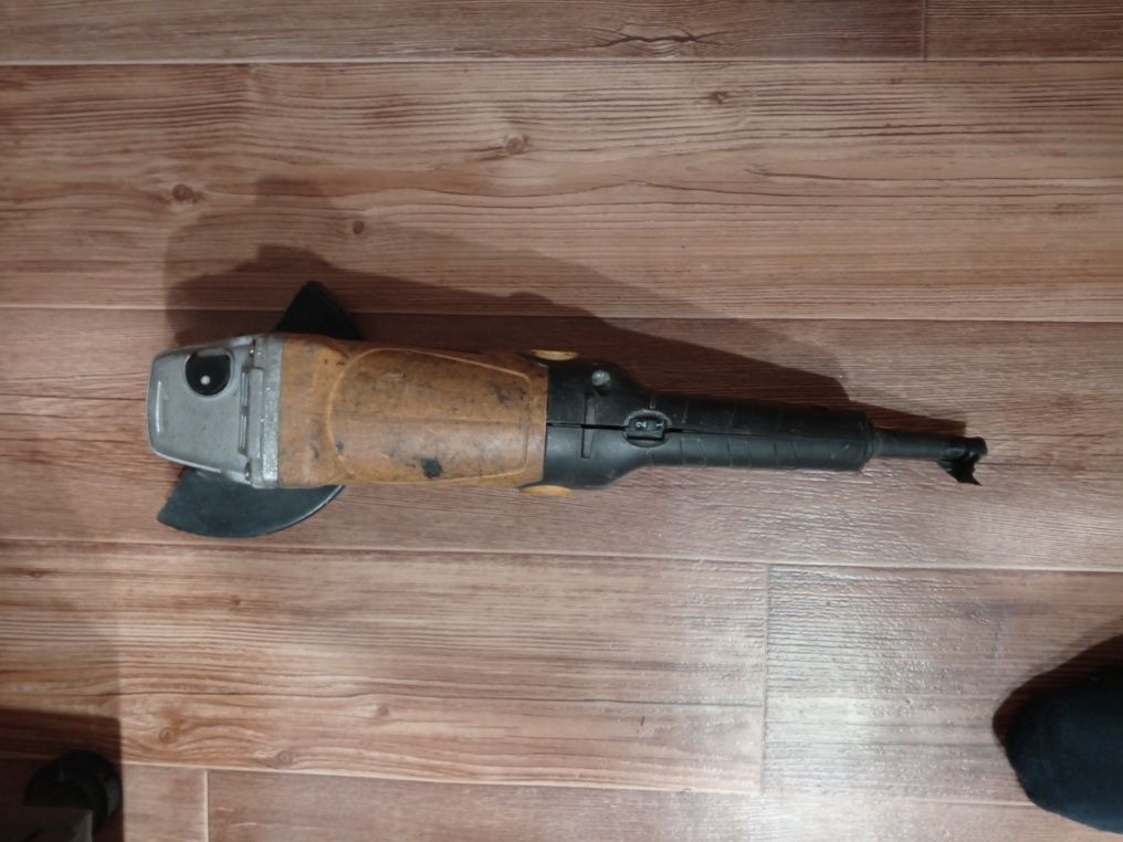 Продам болгарку 125