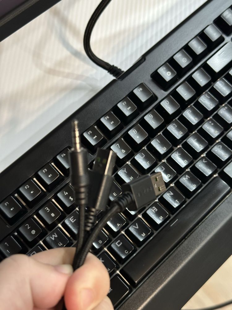 Клавиатура Razer BlackWidow Chroma V2 (Green switch)