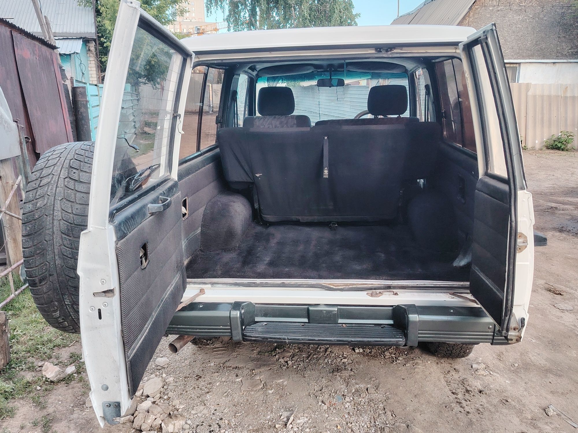 Isuzu bighorn в отличном состоянии