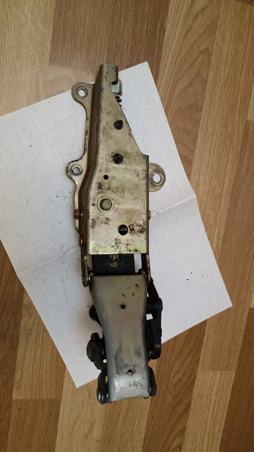 Ролик на боковую дверь Mitsubishi Space runner
