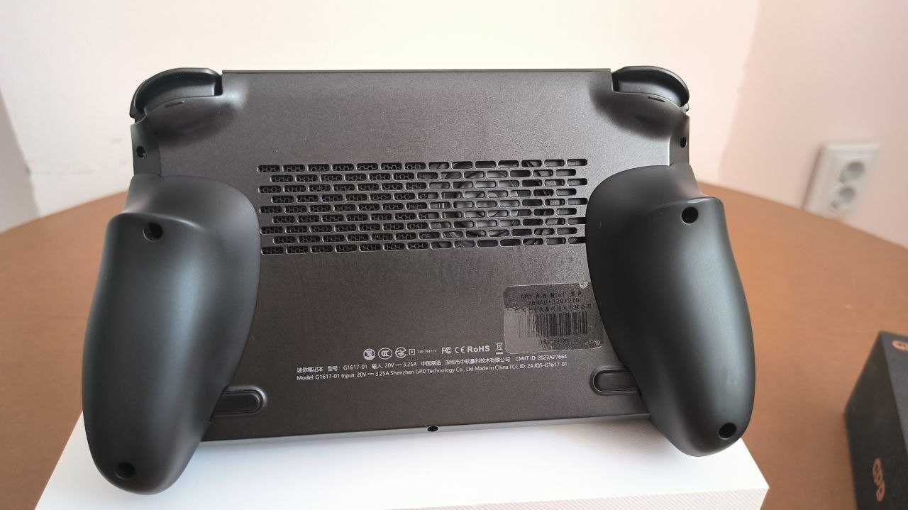 GPD Win Mini ОЗУ 32Gb/SSD 2Tb Как новый в идеале