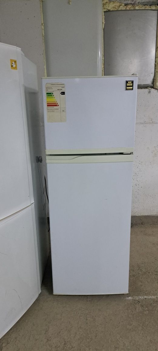 Холодильник +гарантия