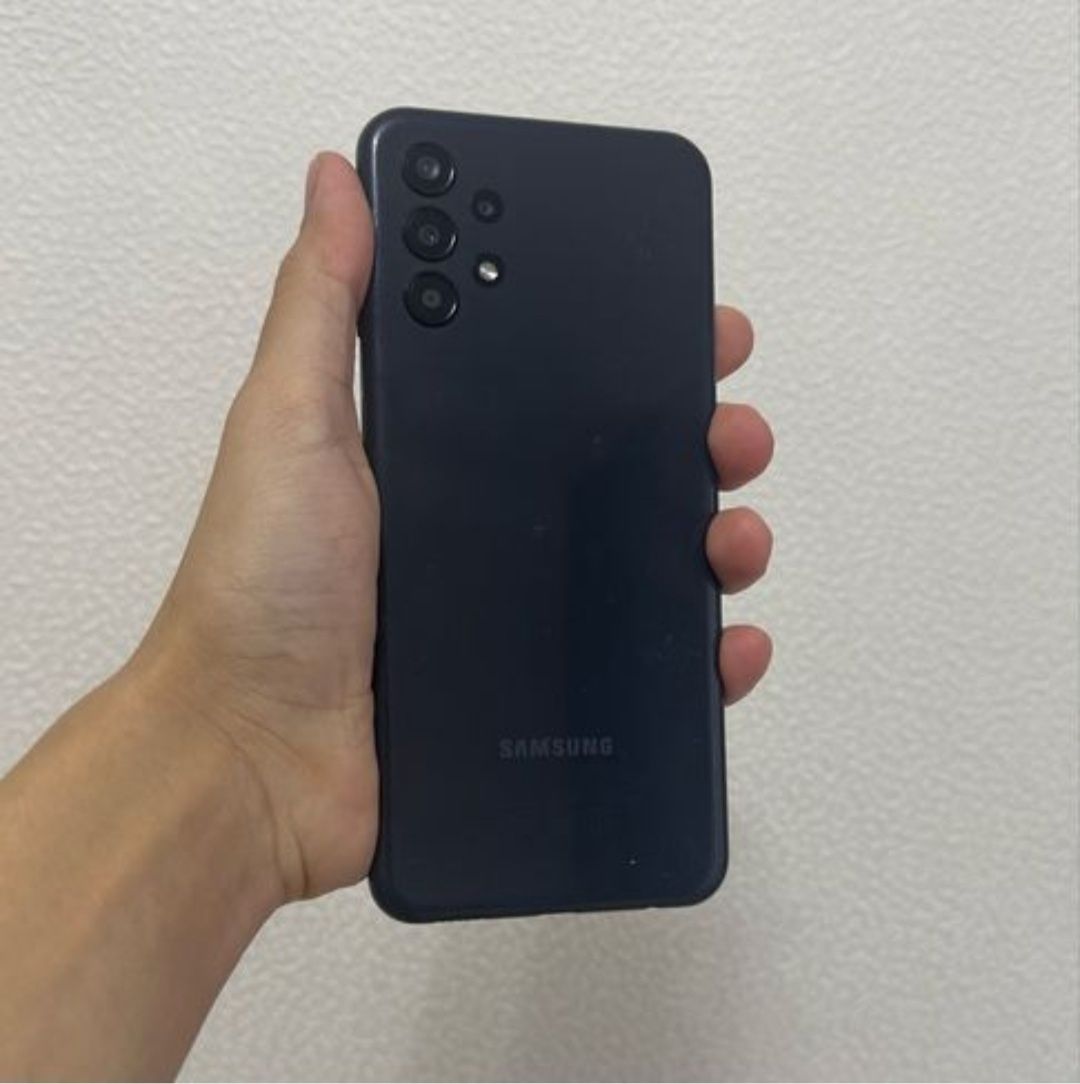 Samsung a13  , 128 гб , в идеальном состоянии