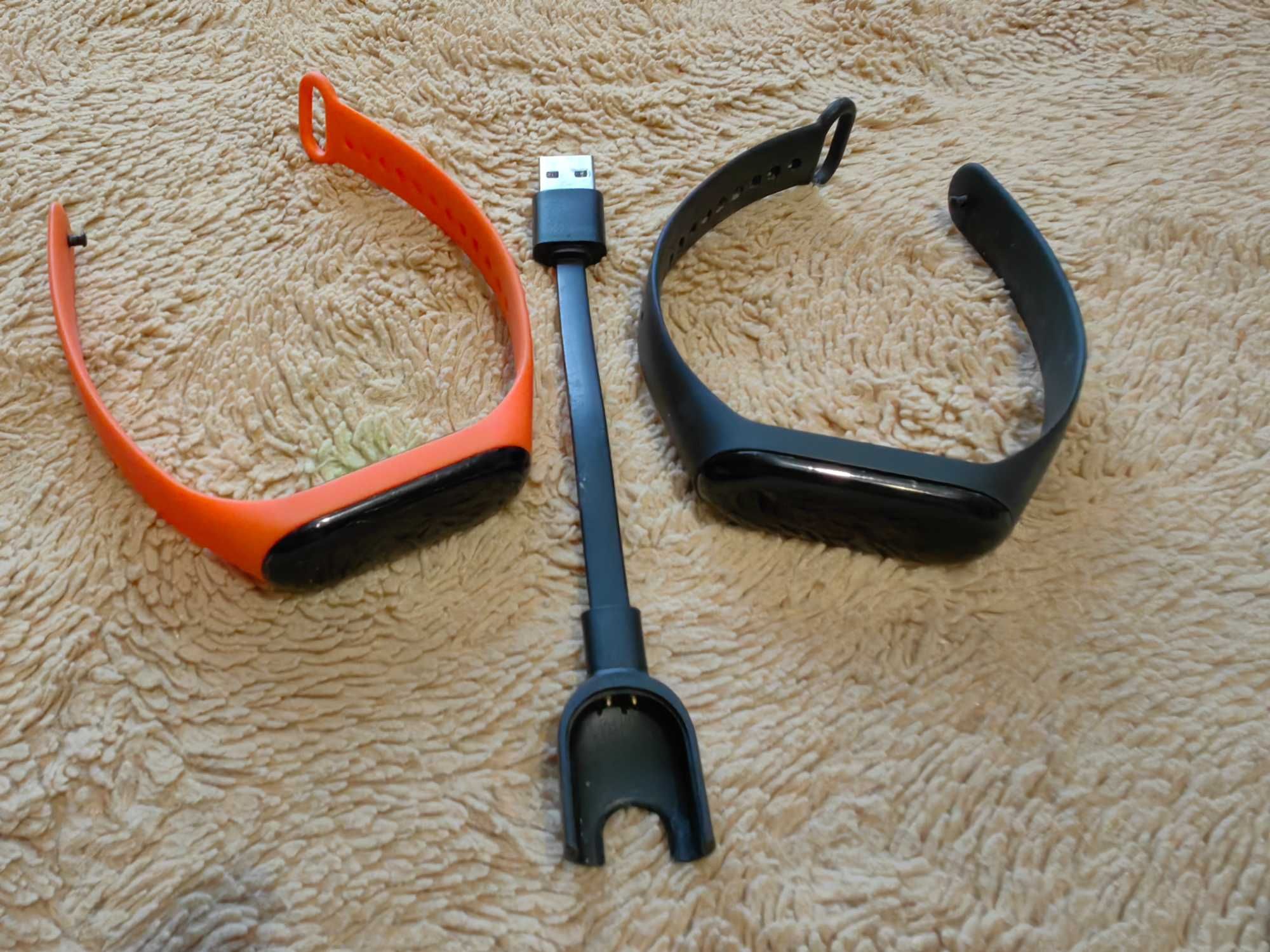 Продам фитнес браслет Mi Band 3