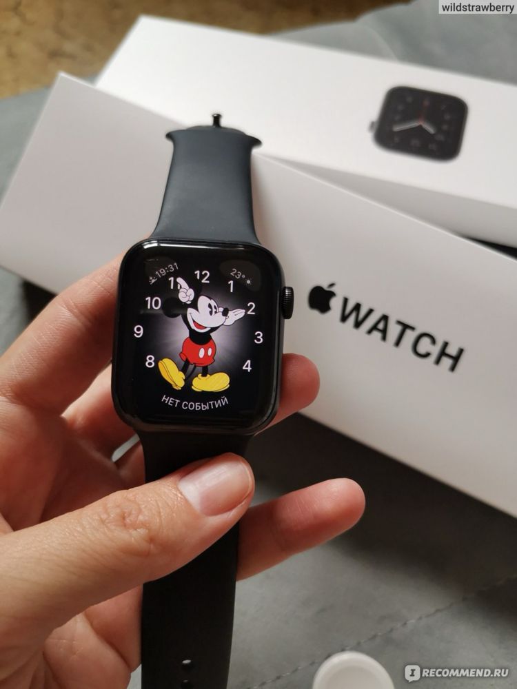 Продам Apple Watch Se