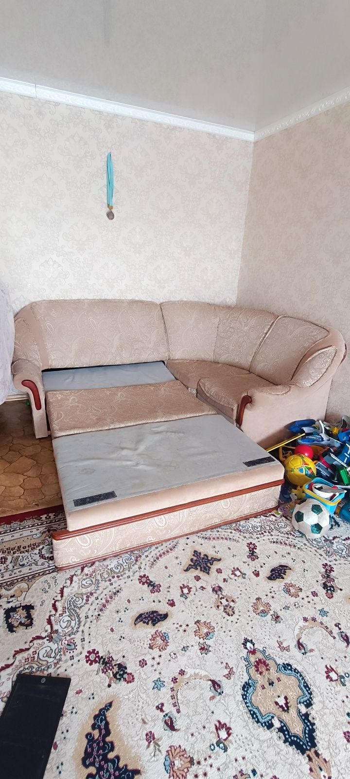 Продам диван трансформер