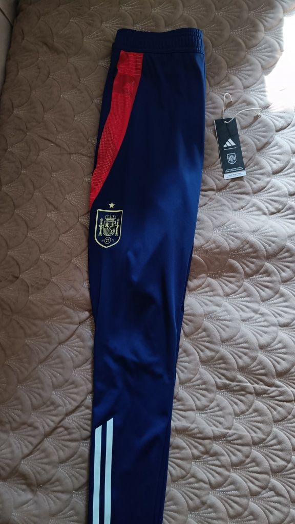 Трико adidas продам