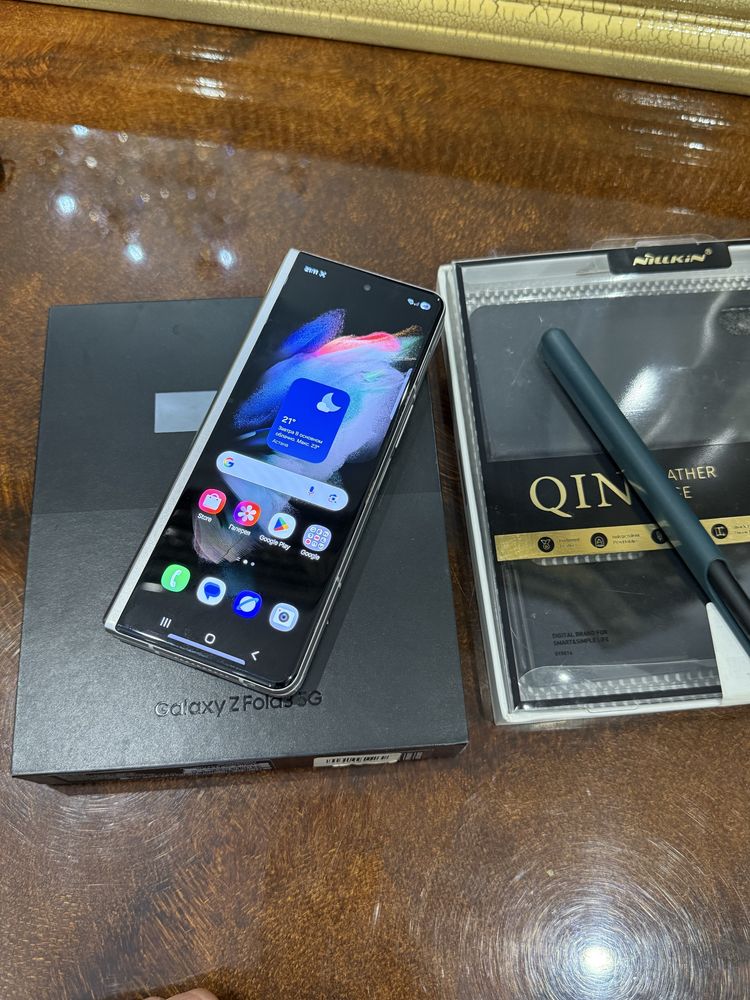 Samsung galaxy fold 3 12/512