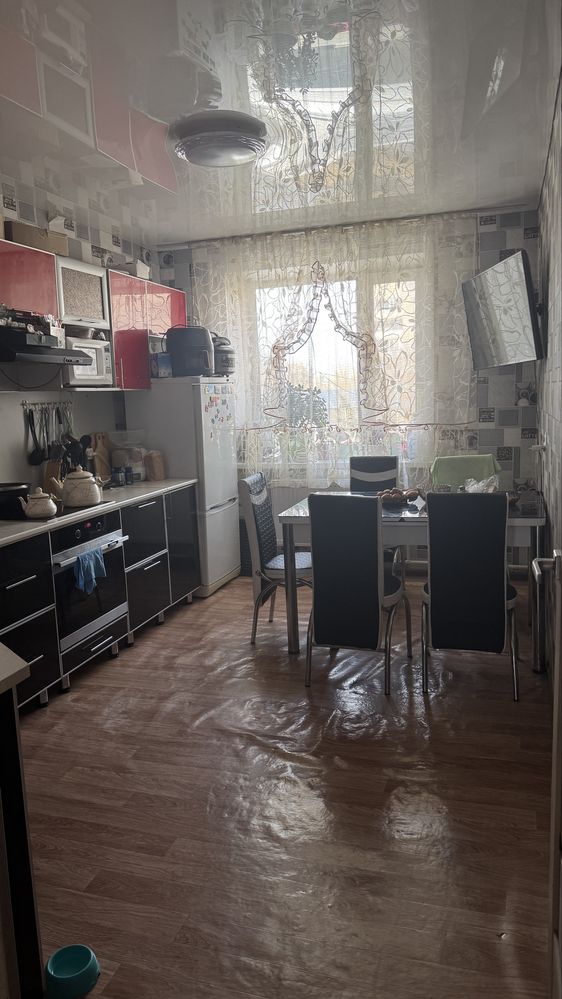 Продам 2 ком квартиру в новом доме