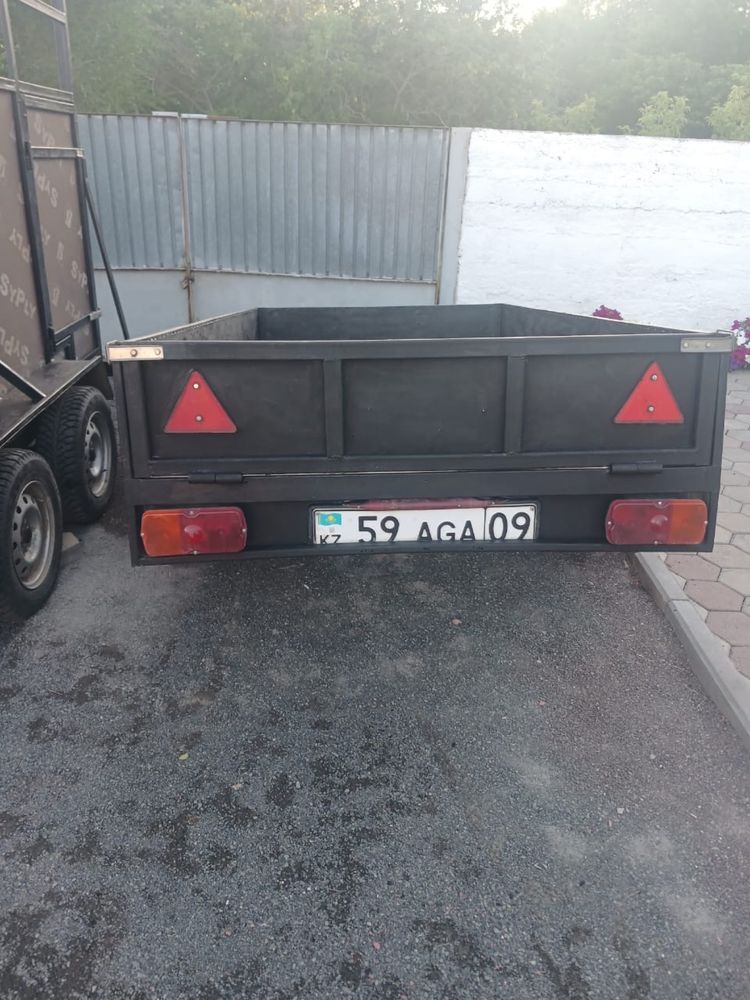 Продается коневозка и прицеп