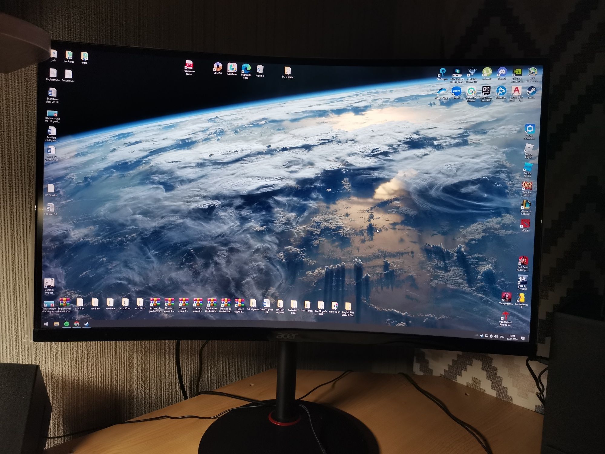 Acer 27 дюймов, 165 Гц, 2.5к разрешение, изогнутый