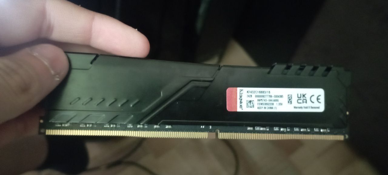 Оперативая память 16 Gb kingston fury beast