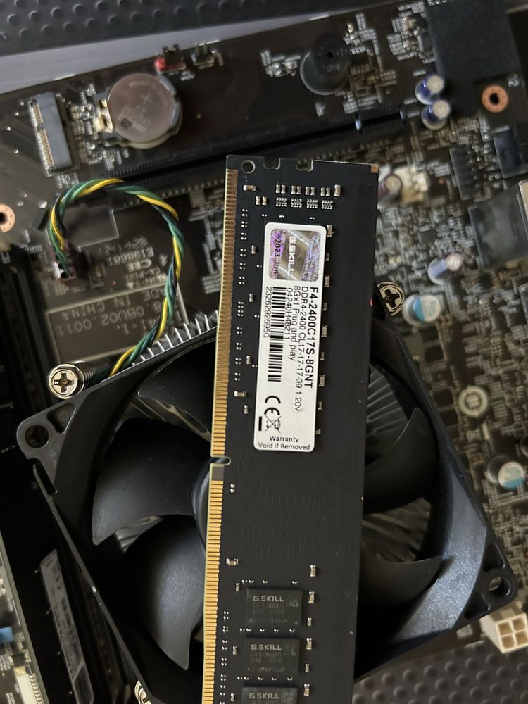 Материнская плата Lenovo