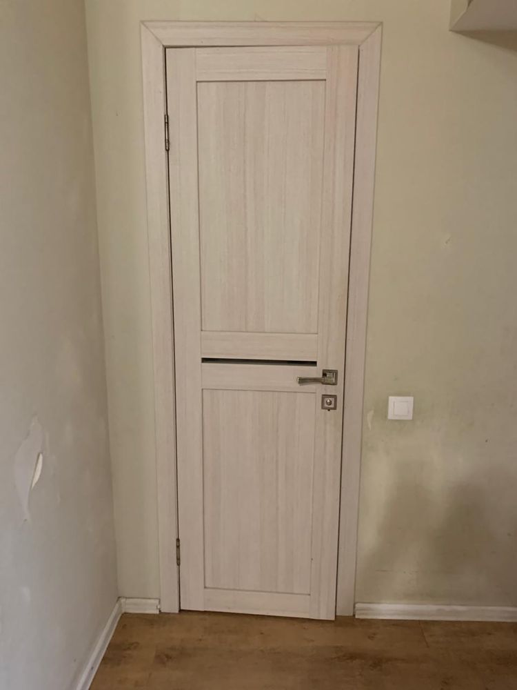 Продается 4 двери