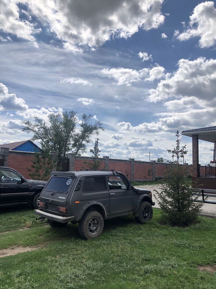 Продам ниву либо обмен на бычков