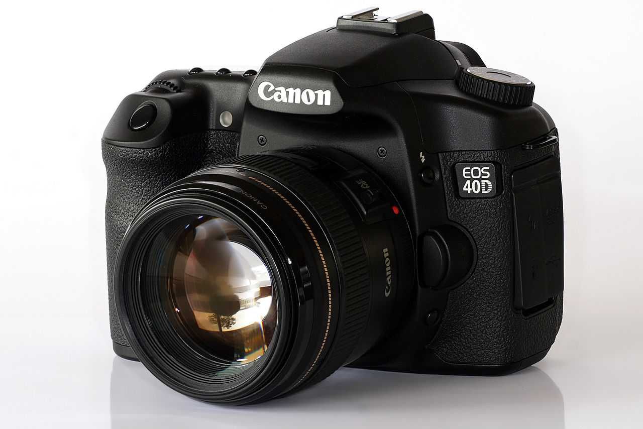 Фотоаппарат Canon EOS 40D kit