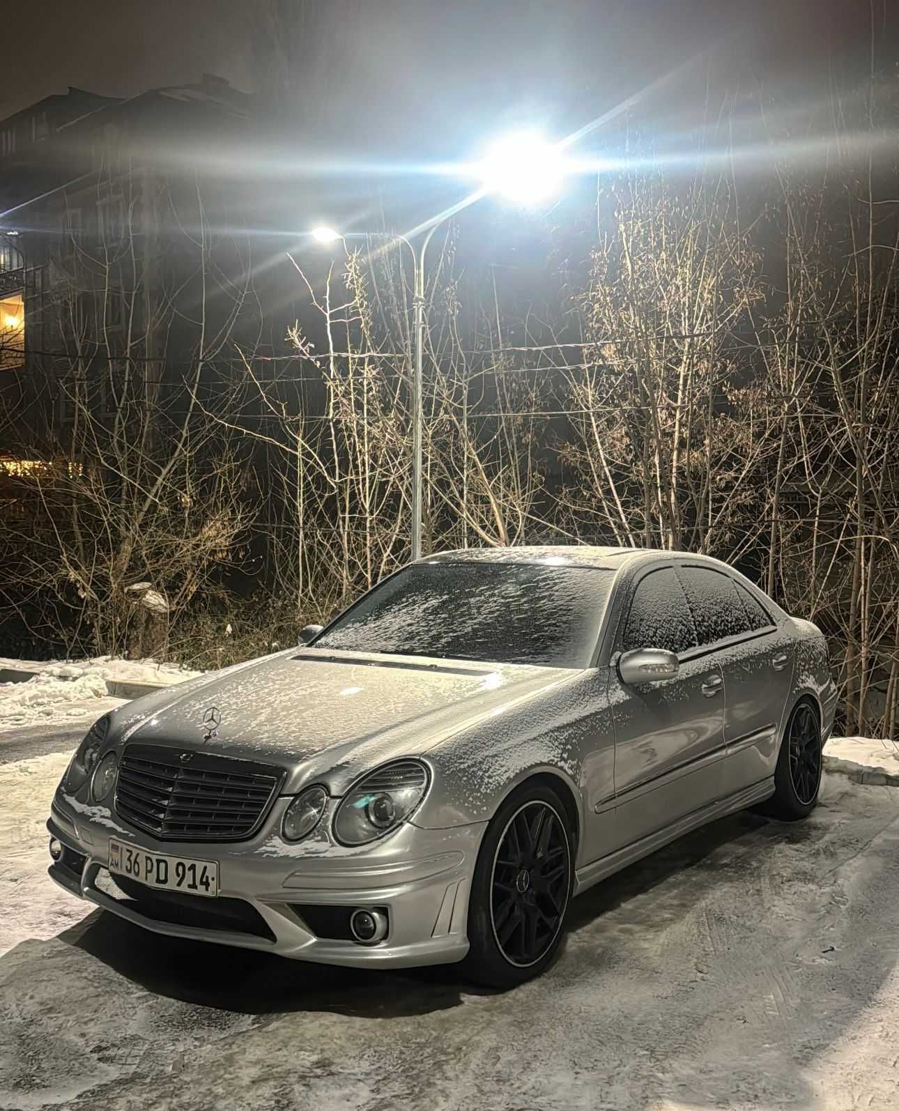 В продаже бампер Mercedes W211 AMG 6.3 рестайлинг Бампер, пороги, губа