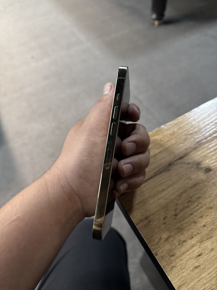 Iphone 13 pro золотистый