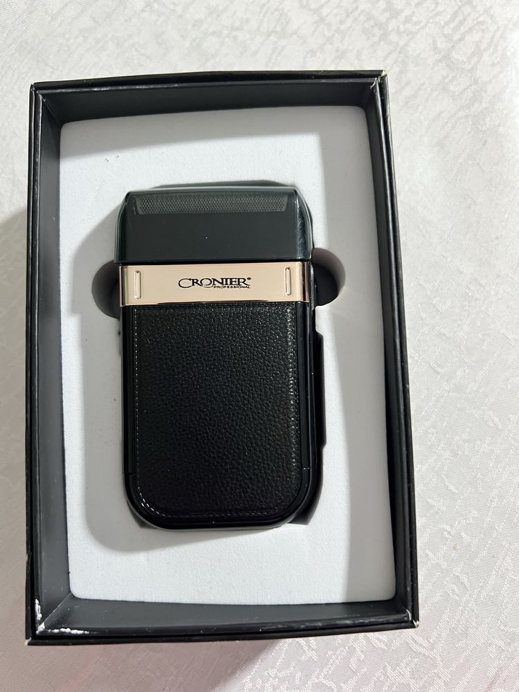 Электро бритаа Cronier с USB выходом