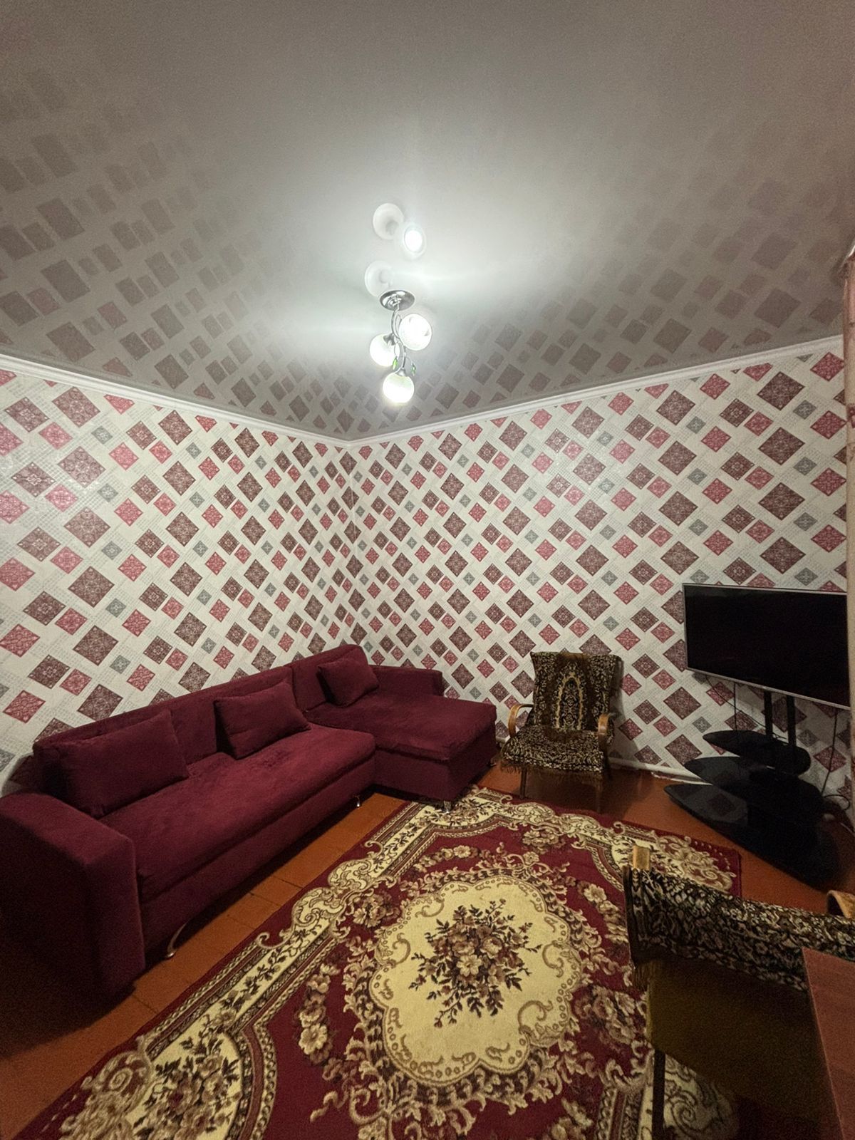Продаётся тёплый шпальный дом