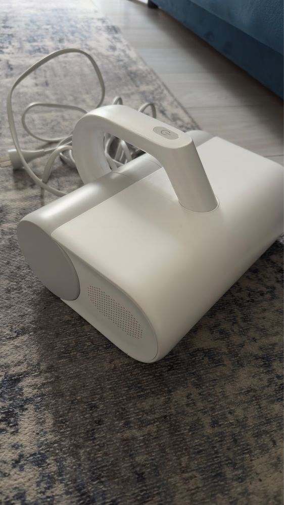 Пылесос Xiaomi Mijia Dust Mite Vacuum Cleaner MJCMY01DY белый