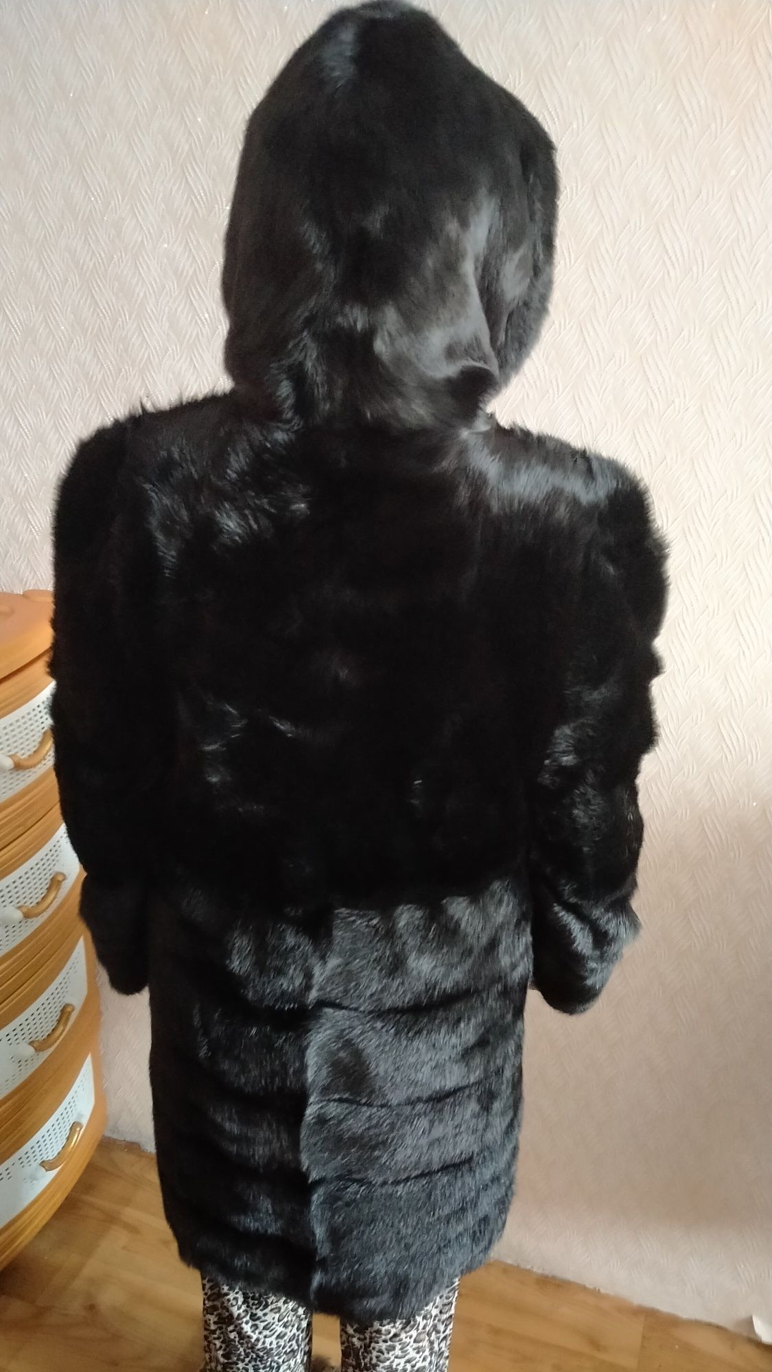 Продам норковую шубу