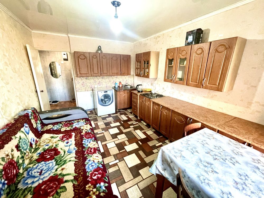 Продам 2х-комнатную на Дворце Спорта-ул. Красина3 за наличные, 3этаж