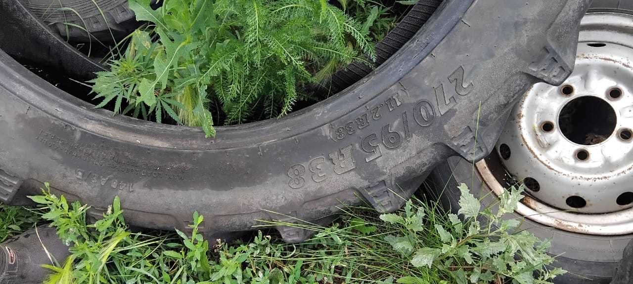 Продам сельхоз резину