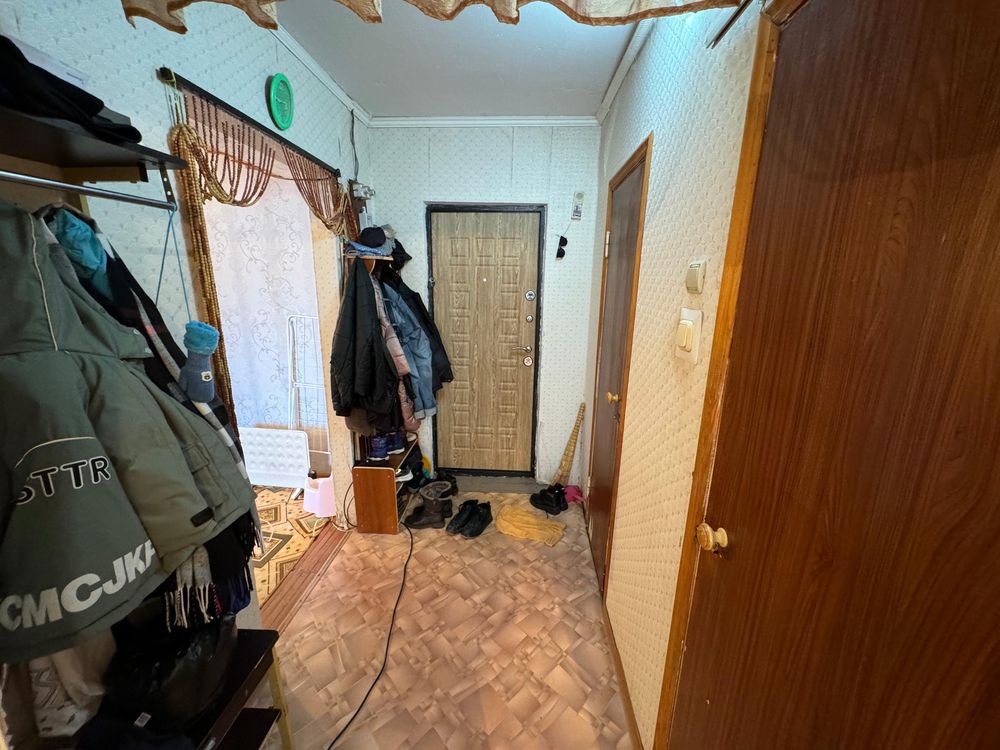 Продам 3 комн. Срочно  с уступкой 70м2 Квартиру Недорого
