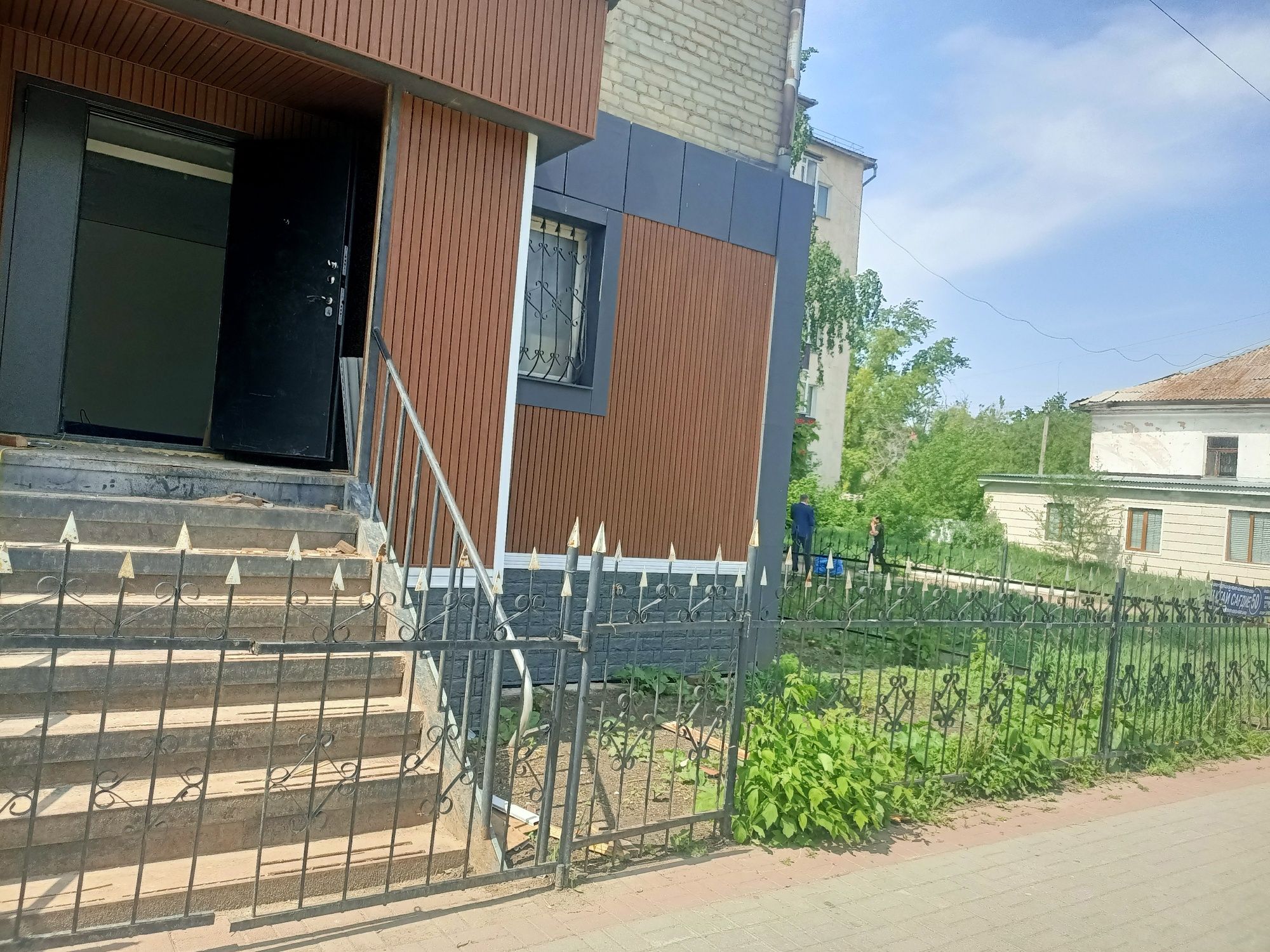Продам забор металлический