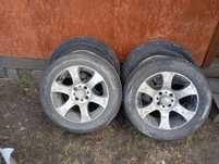 Продам летнюю резину с дисками 175/65 R 14