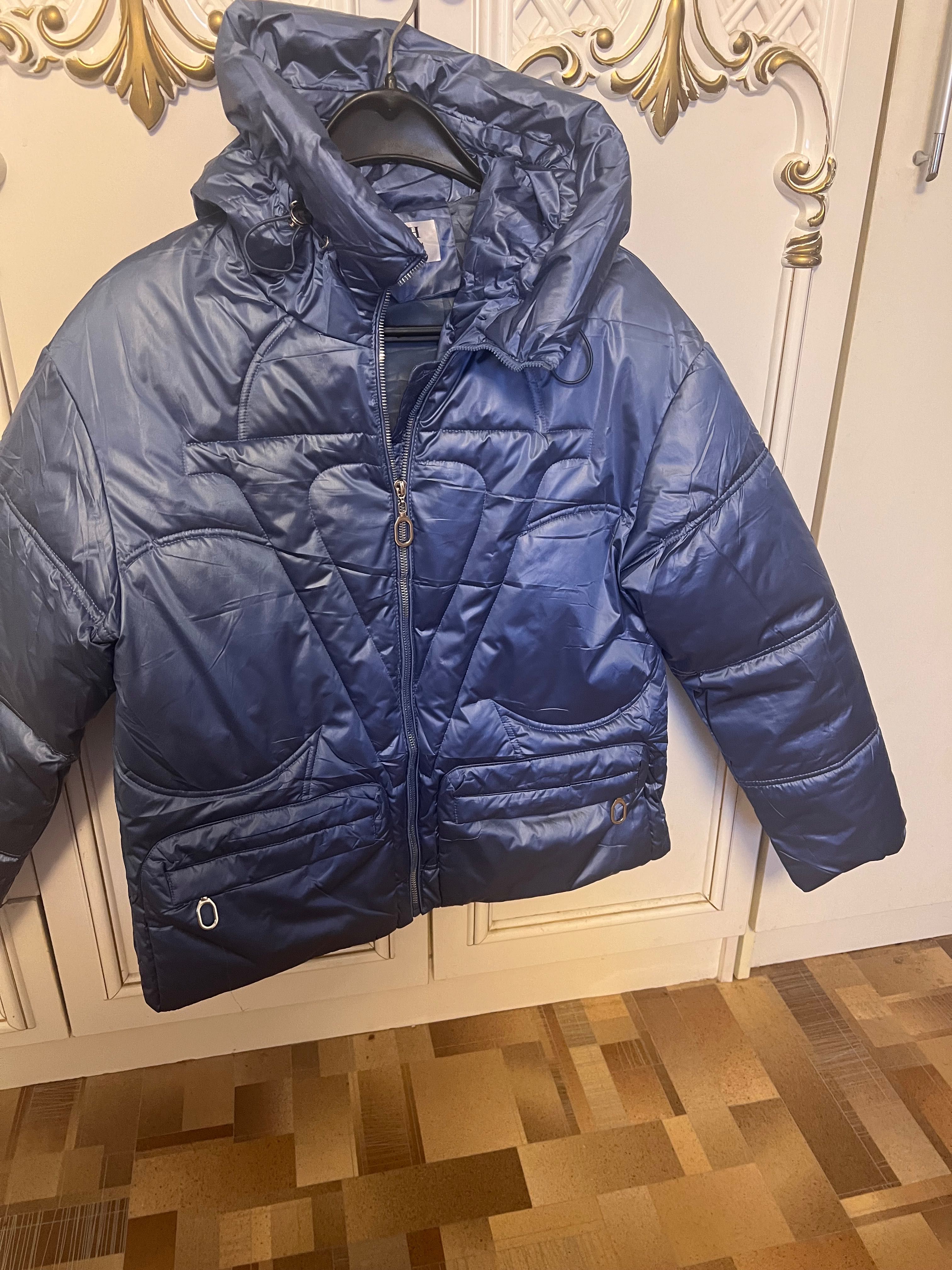 Куртки осенние Продам