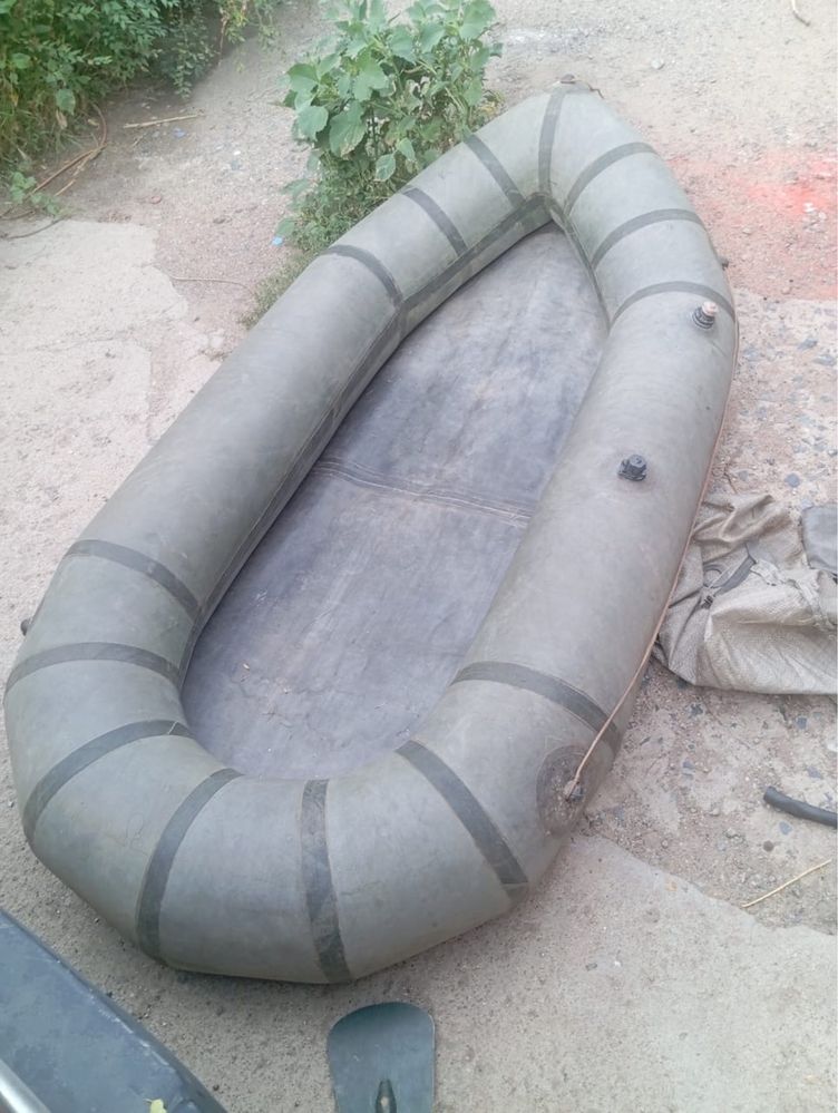 Продам лодку надувную