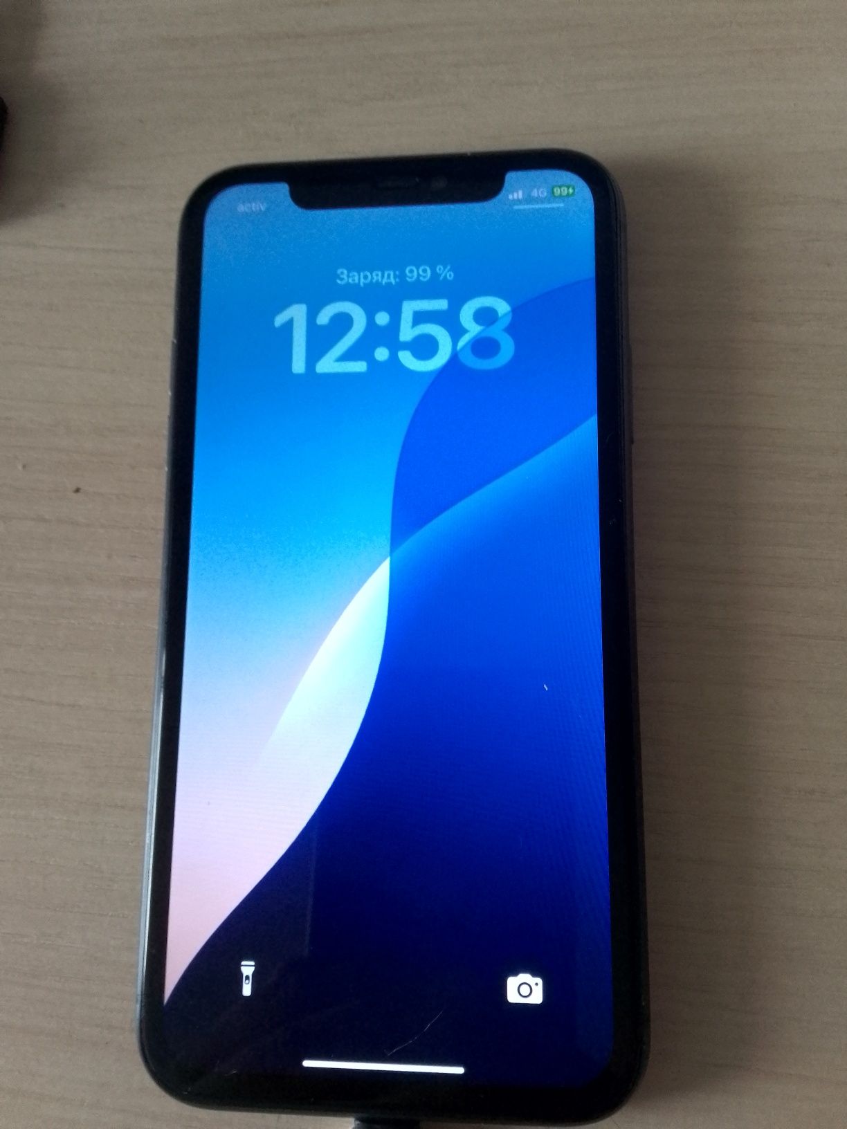 Продам айфон 11на 64 гб