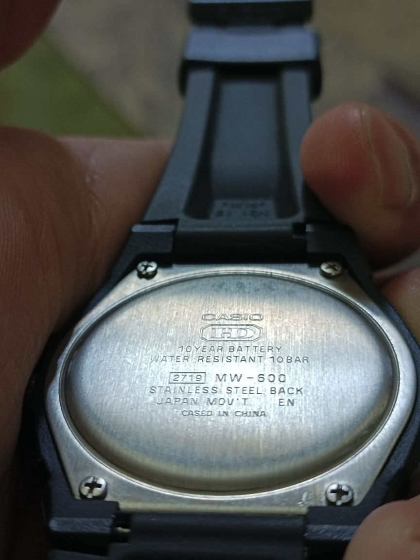 Продам наручные часы Casio