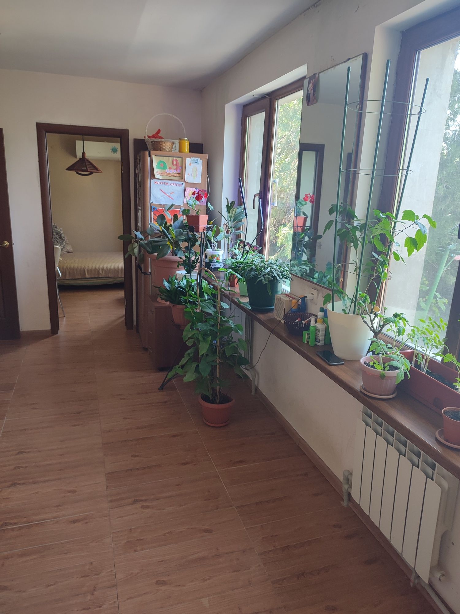 Продам хороший, жилой, теплый дом. Заозерка 218