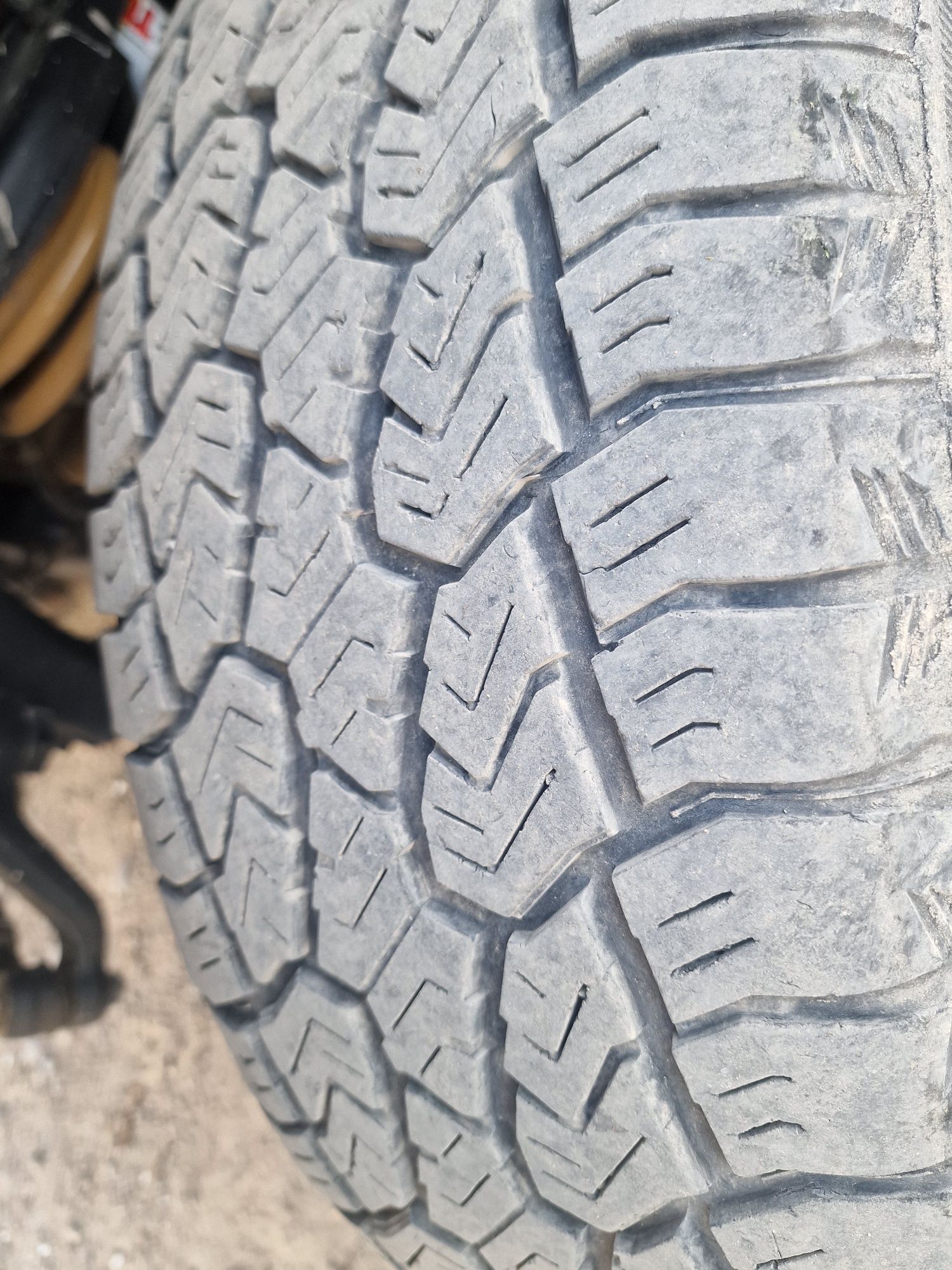 Продам шины, всесезонные 275/65/17 АТ