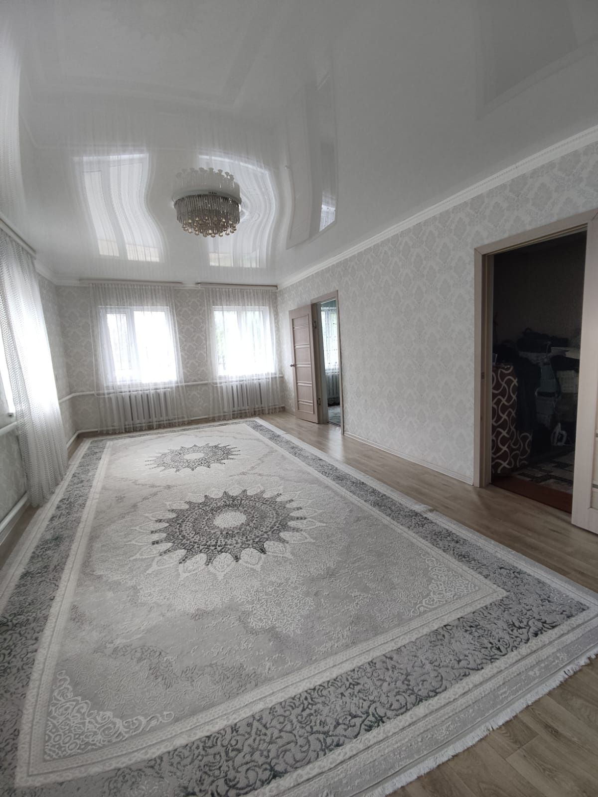 СРОЧНО!!! Продам дом, р-н Курмыш, общая площадь 183 кв.м., жилая 114,4