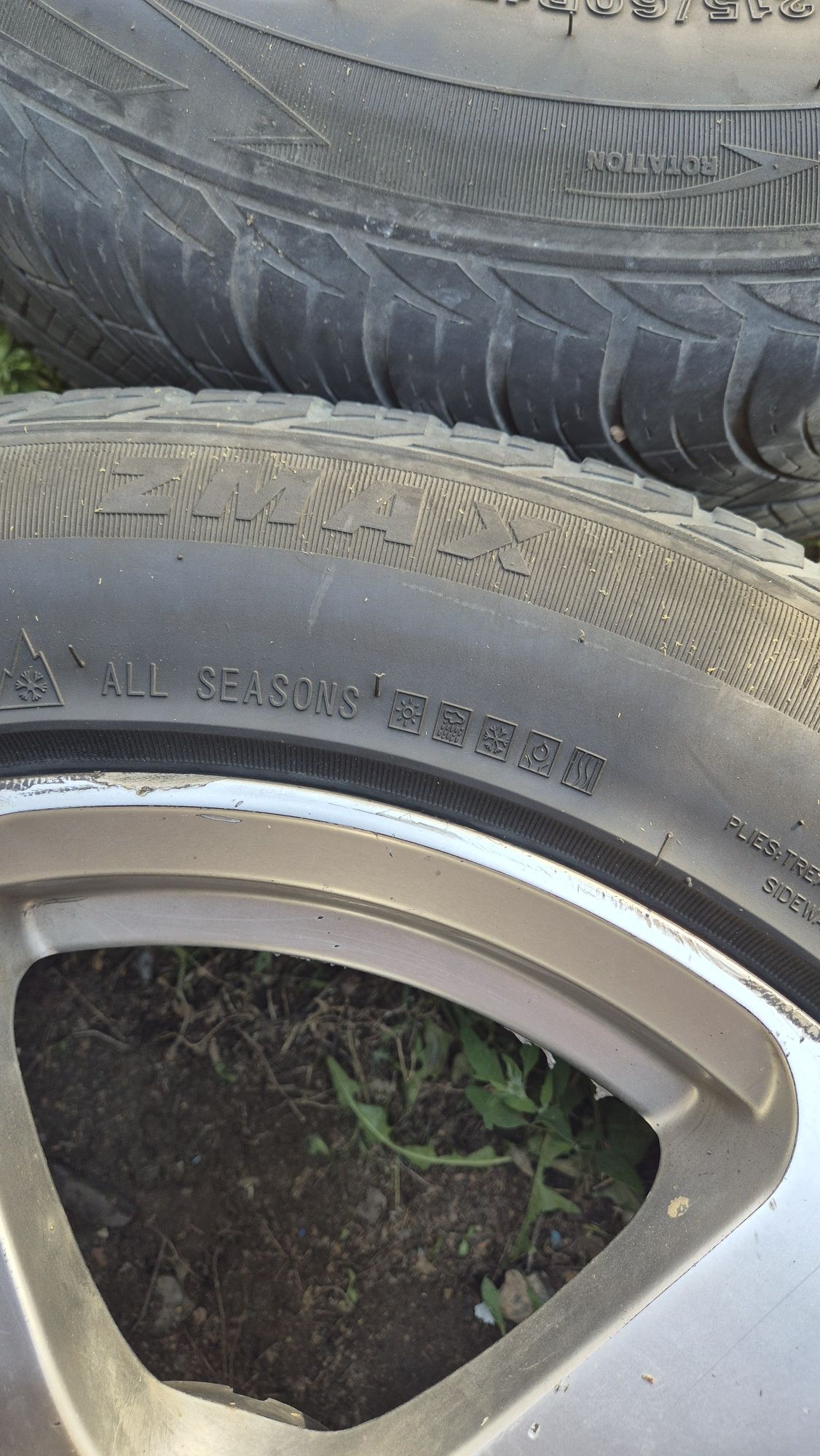 Продам диски с резиной