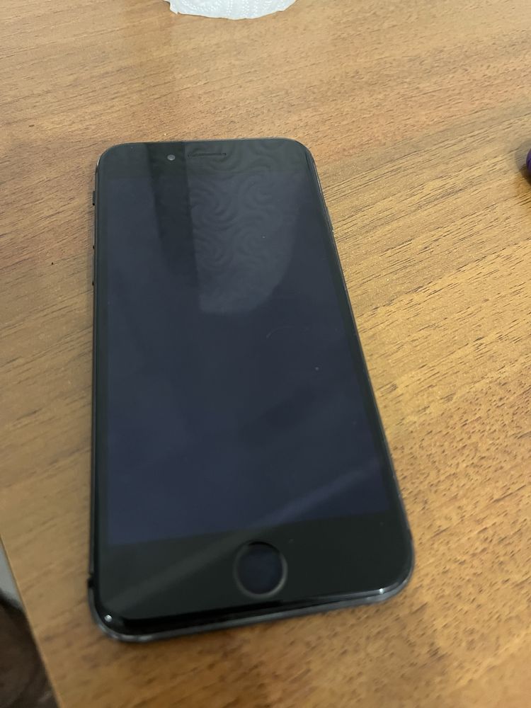 Айфон,Iphone 8 64гб продается