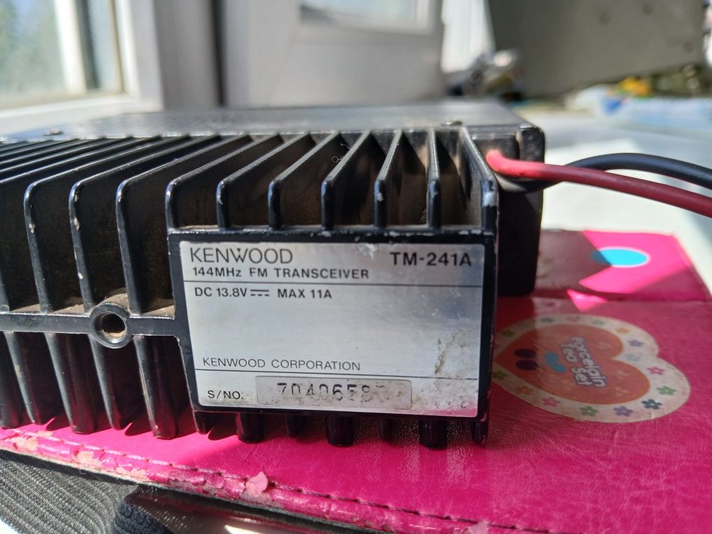 Продам Радиостанция KENWOOD TM-241