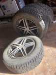Зимние шины с дисками 185/65 r15