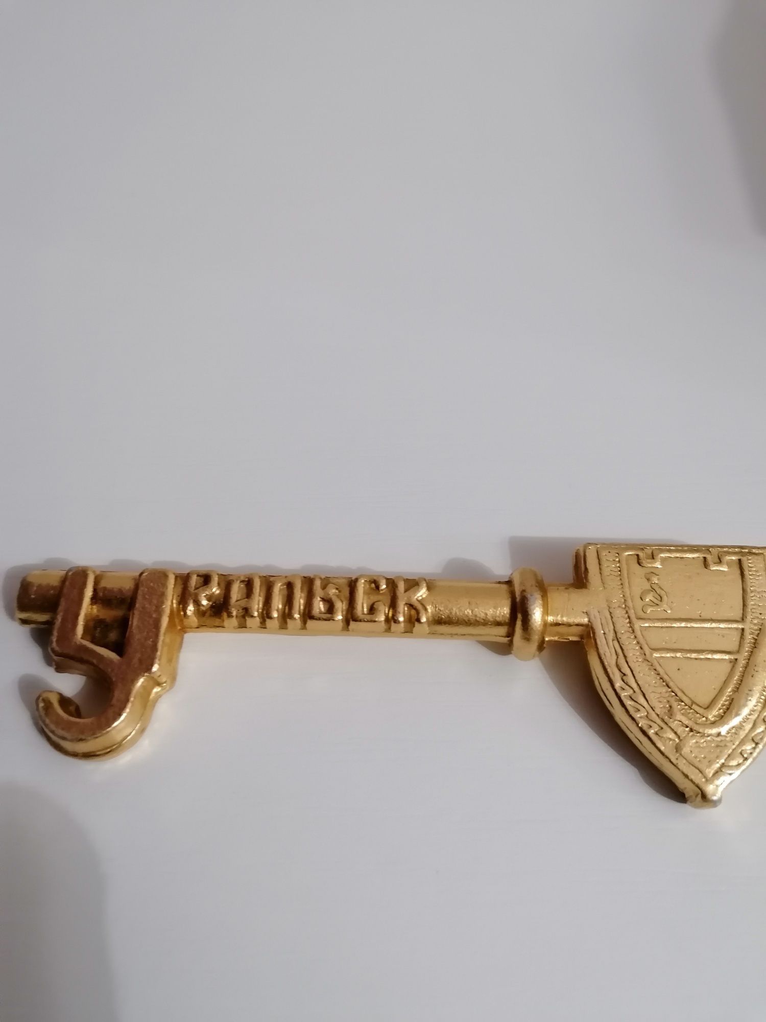 Продам статуэтки