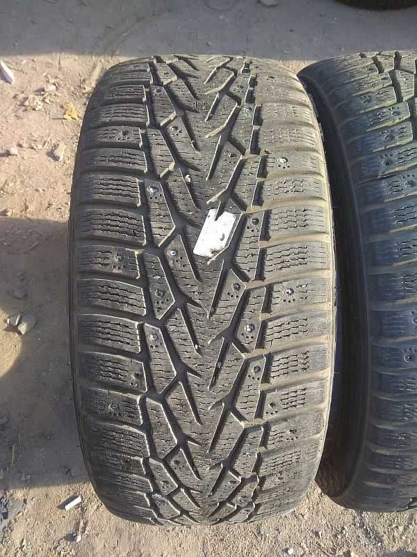 Шины 245/50 R18 - "Nokian Hakkapeliitta 7" (Финляндия), зимние.