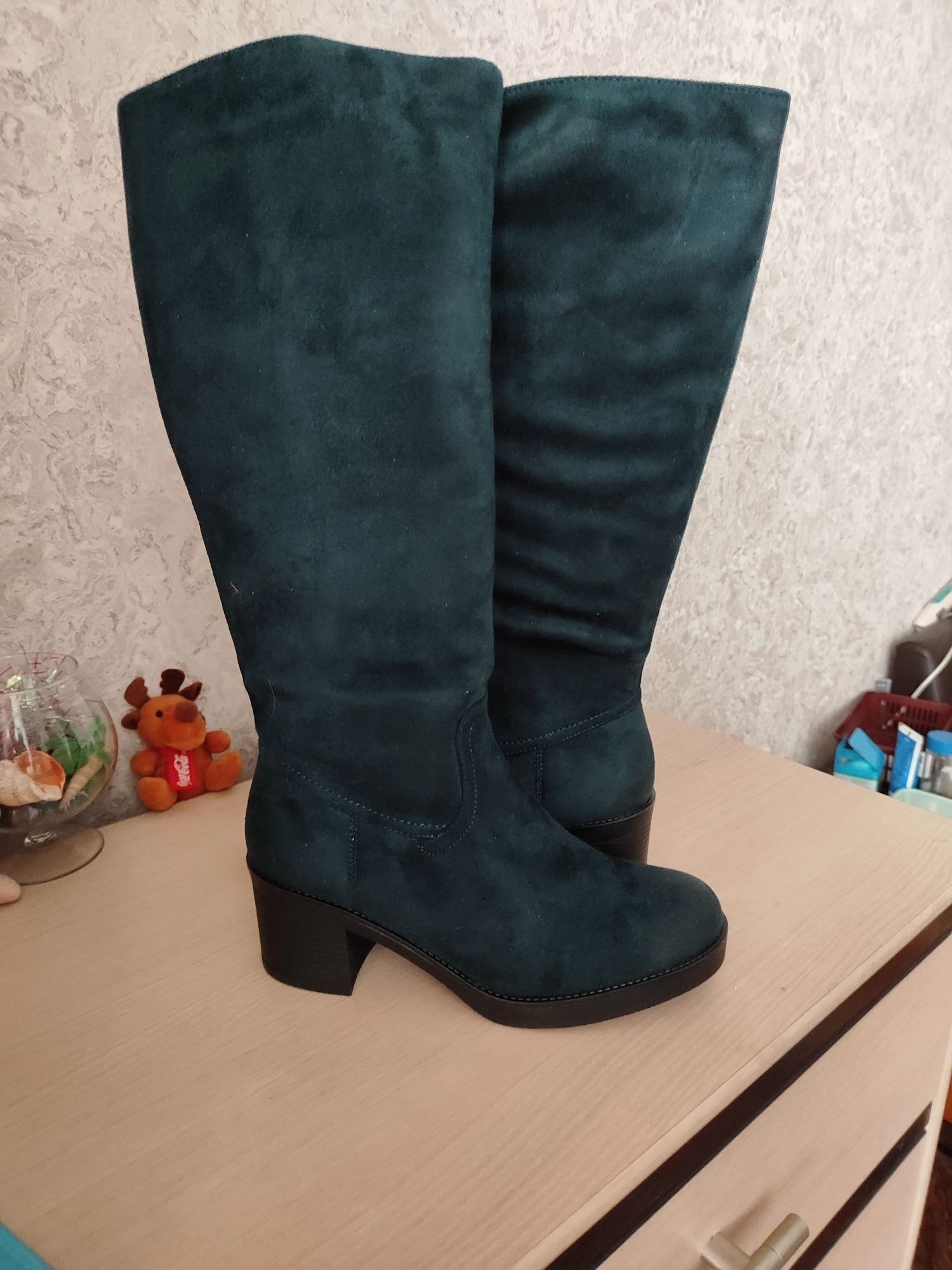 Сапоги разные - зимние и демисезон, новые и б/у, 39-40 размер