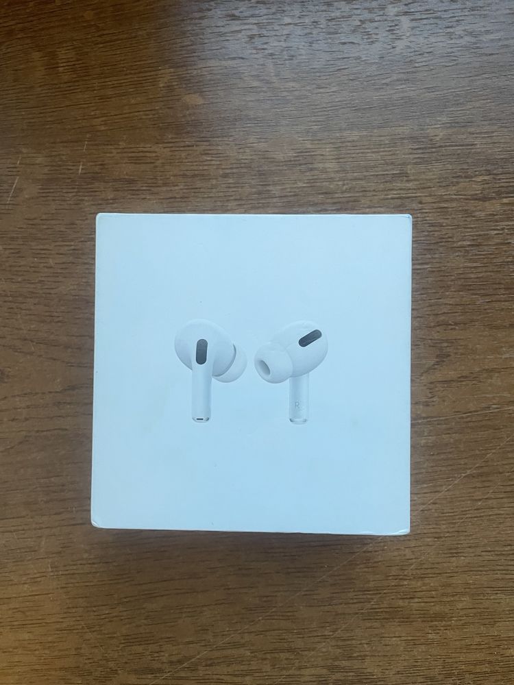 Air Pods PRO Б/У в хорошем состоянии