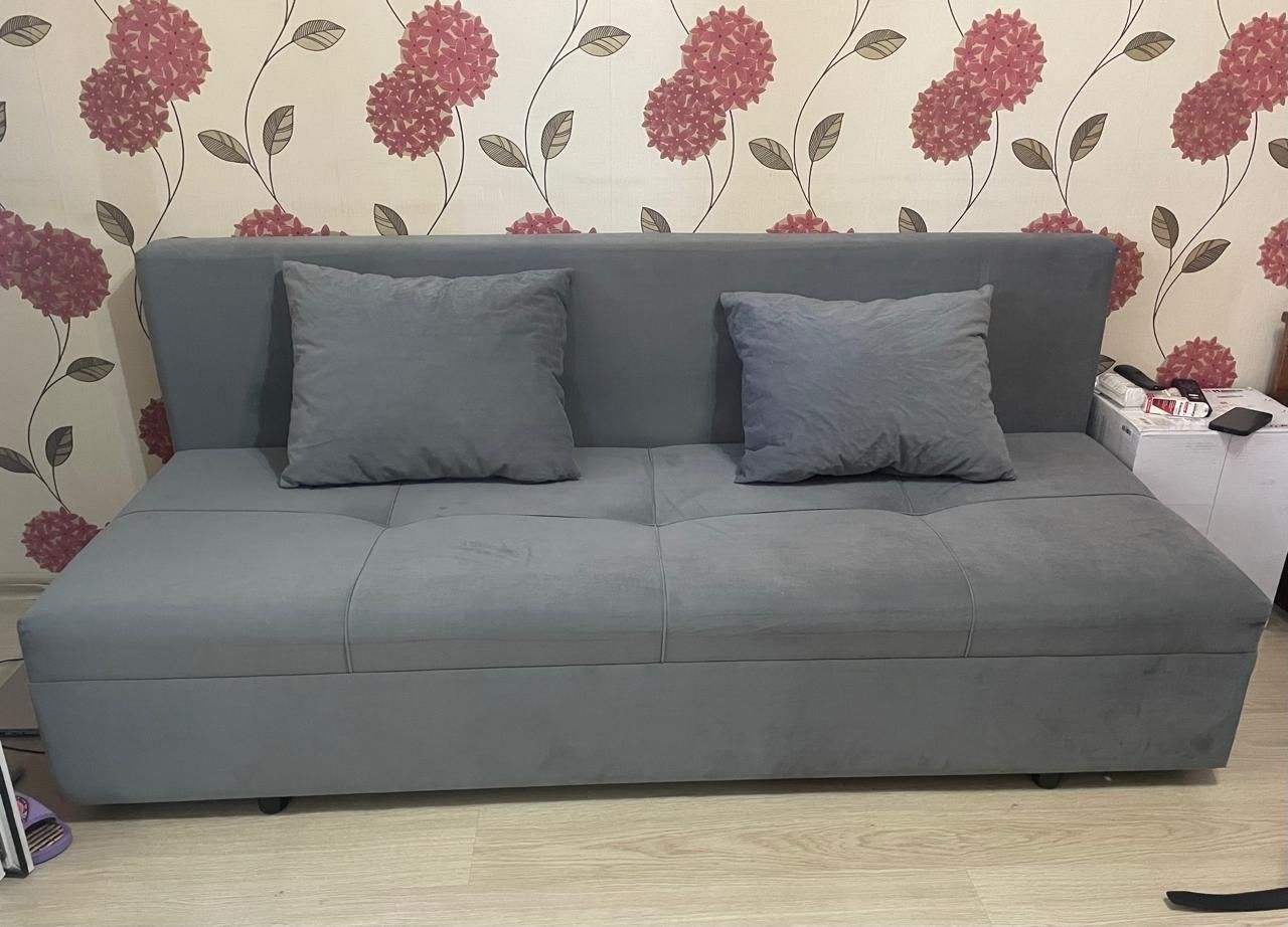 Продам диван тахта 190×80 в отличном состоянии выдвигаеться 2 шкафа 2