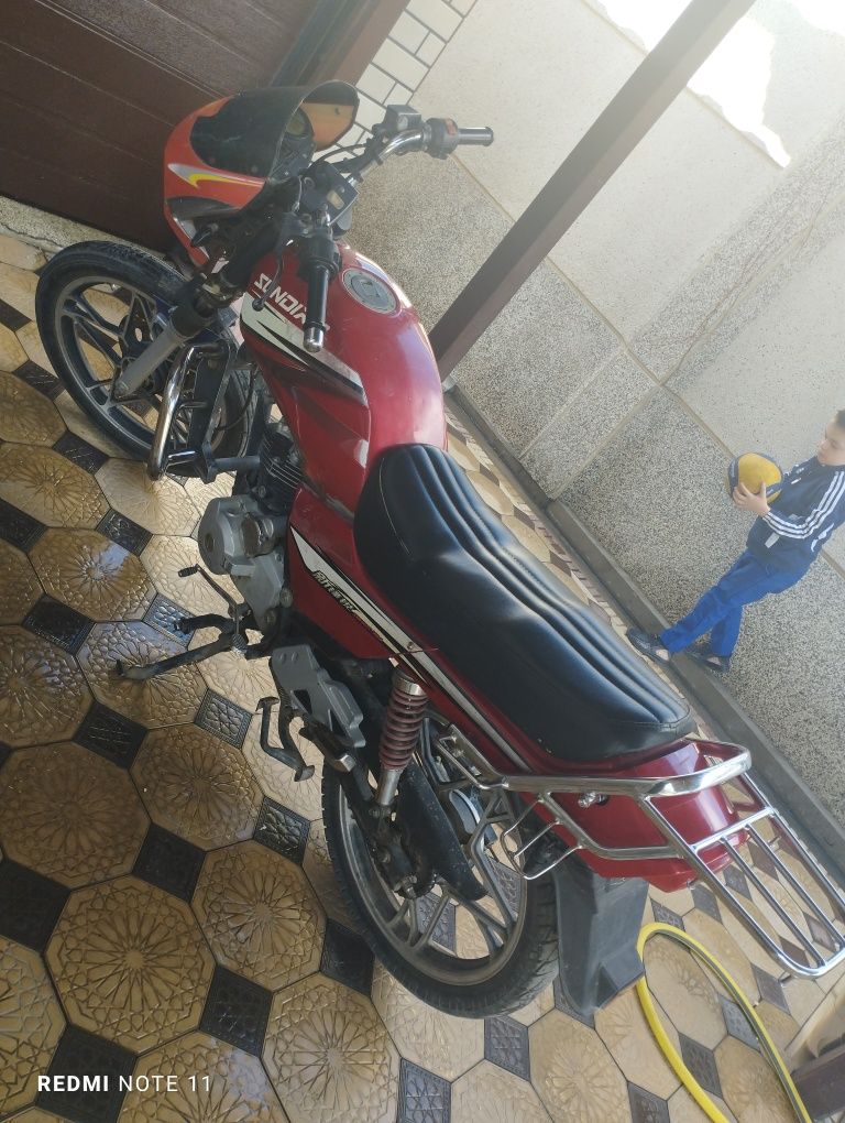 Продаю мопед honda мотор в отличном состоянии без обмена